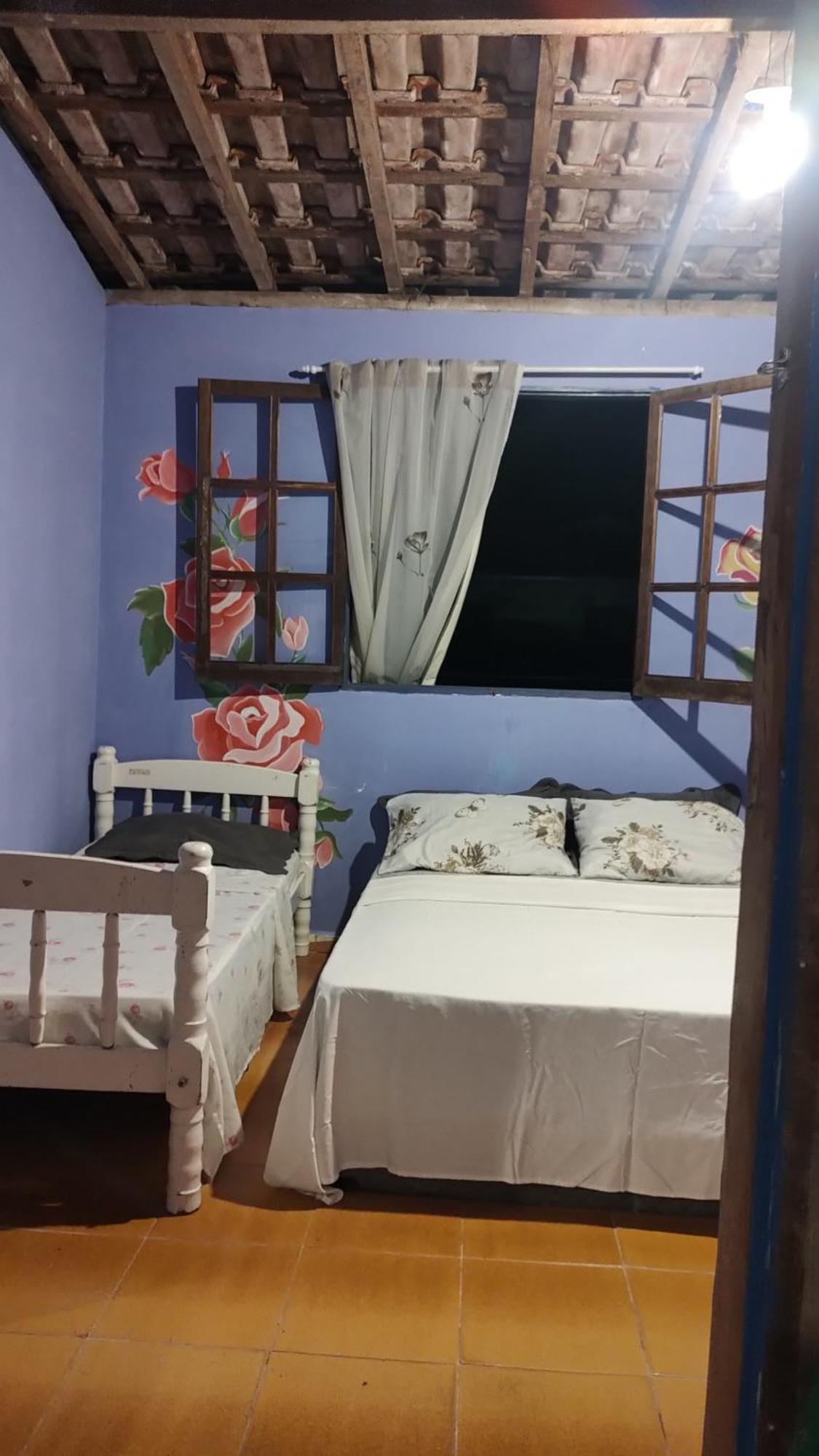 Quarto Rosas 2 A 5 Pessoas Centro Praia Do Pontal Paraty Room photo